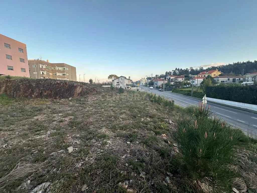 Terreno Urbano em Valongo - Oportunidade Imperdível! - Image 2